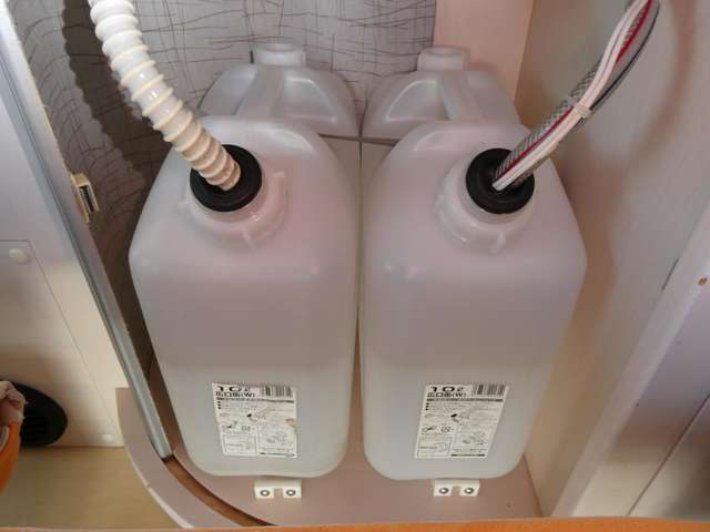 10L給排水ポリタンク♪