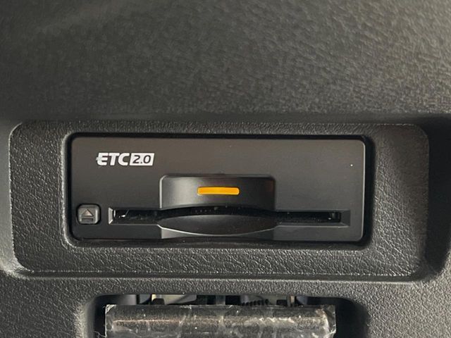 【ETC】高速道路の料金所をストレスなく通過！話題のスポットやサービスエリアに多い「スマートIC」利用時は必須のアイテムです。当店でセットアップを実施、ご納車当日からすぐにご利用いただけます！