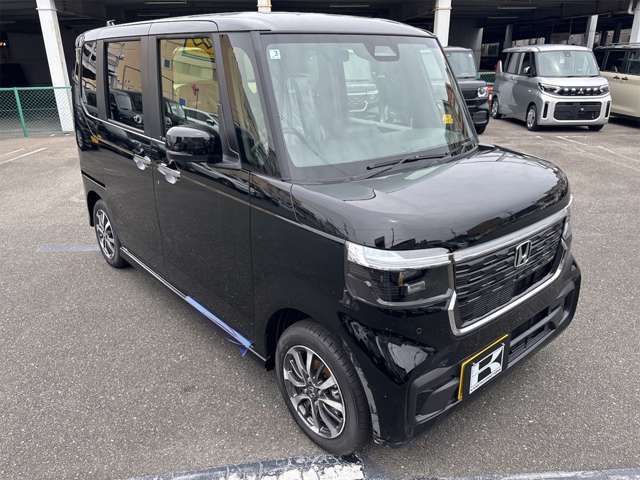 ★全国トップレベルのアフターサービス★　　★年間車検生産台数全国3位（年間6000台）！単店保険加入実績8000件！ブリジストンタイヤ販売数全国1位！お車販売後も高品質なサービスでお客様をサポートいたします★