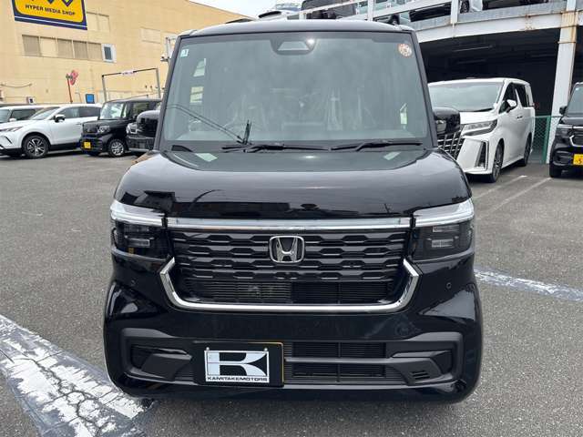 ★全国トップレベルの販売台数実績★　　★枚方本店年間販売台数3700台！オールメーカー全車種取り扱いしております★