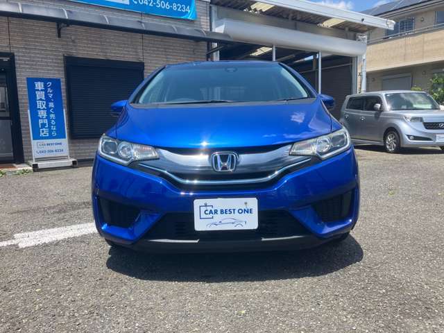 当該支払総額は、当店管轄登録で店頭納車の場合の費用です。他管轄外登録やお客様のご要望に基づくオプション等の費用は含みません。