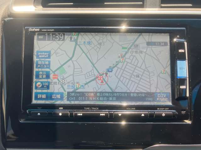 【ナビ】一体感のあるナビは車内を演出してくれます。オーディオ機能も充実しておりますので、運転もより楽しめます♪