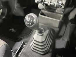 【フロア5速MT】走りの5速MT！！スポーティーな走行をお楽しみいただけます♪