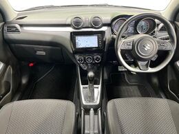 グループ総在庫数約30，000台！！全国の系列店からメーカー・車種問わずご紹介出来るので、あなたにピッタリのお車が見つかるはずです♪まずはお問い合わせ下さい☆