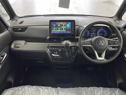【インパネ全体】全方位で視界が広く、高い目線で運転もしやすいです！