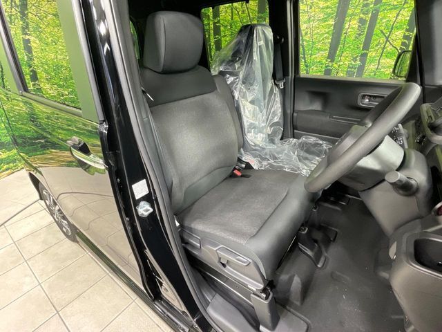 もちろん車内はキレイです♪よりクリーンな状態をキープしたいお客様には『ナノゾーンコート』がおすすめ！新型コロナウイルス対策や、除菌・消臭に効果を発揮し多くの方にご好評いただいております。