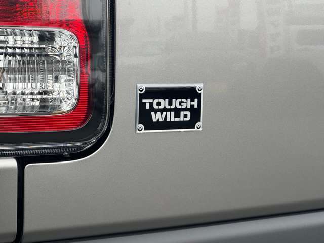 タフワイルド専用エンブレム装着！これだけで特別感が増しています。