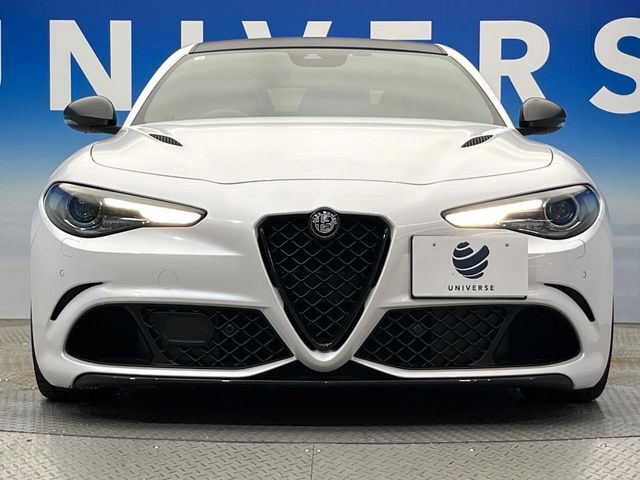 ●ご覧の通り綺麗な状態を維持しているお車ですが、小さなキズの状況や他の箇所のお写真もお送りできます。ご遠方の方でも安心してご検討いただける様、お客様のご希望に応じて出来る限りご対応させていただきます。