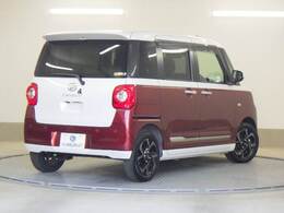 シートヒーター☆保温機能付カップホルダー☆USBソケット☆オート電格ミラー☆LEDオートライト＆フォグ☆ルーフスポイラー☆純正アルミ☆