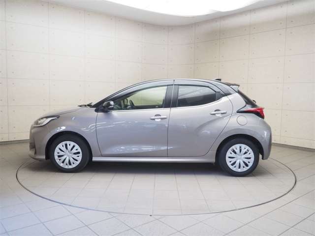 自動車保険も当社にお任せ！　土日も営業しておりますので、万が一のときもご安心いただけます