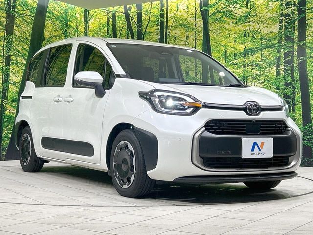大好評のボディコーティング「弾スプラッシュコート」もご納車までに施工可能。通常のガラスコートと異なる、耐久年数6年の無機質ガラスコーティングが、ボディをキレイな状態に保ってくれます。