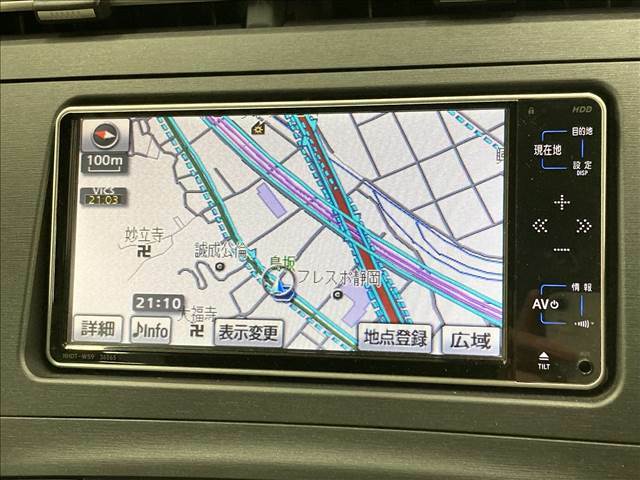 【純正ナビ】一体感のあるナビは、高級感ある車内を演出してくれます。Bluetooth再生などオーディオ機能も充実しておりますので、運転もより楽しめます♪