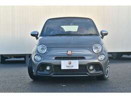 ボディカラーはグリ―ジョレコードです。