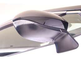 ウィンカーミラーで更にスタイリッシュで存在感アップ！