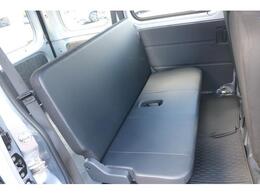 後席も2名様まで乗車できます。