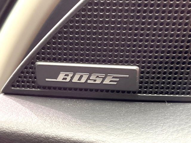 【BOSEサウンドシステム付き純正ナビ】充実のナビ機能はもちろん、高度なチューニング能力が搭載されており、高音質な音楽をお楽しみいただけます♪