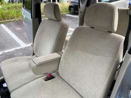 アームレスト(前のみ)