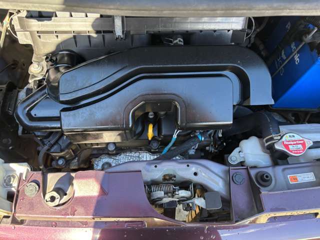 タイミングチェーンですので、交換の必要がない為安心して乗れます。