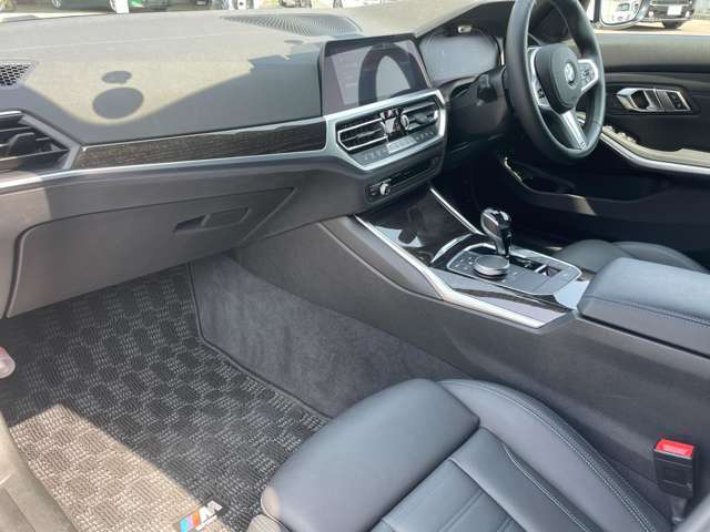 ご希望の車が売れてしまった場合や、装備や色など条件が合わない場合は、LIBERALAのバックオーダーシステムを是非ご利用ください。