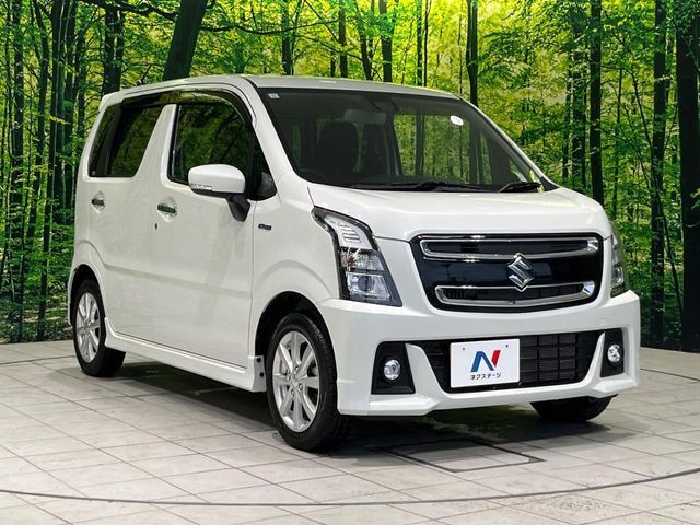 大好評のボディコーティング「弾スプラッシュコート」もご納車までに施工可能。通常のガラスコートと異なる、耐久年数6年の無機質ガラスコーティングが、ボディをキレイな状態に保ってくれます。