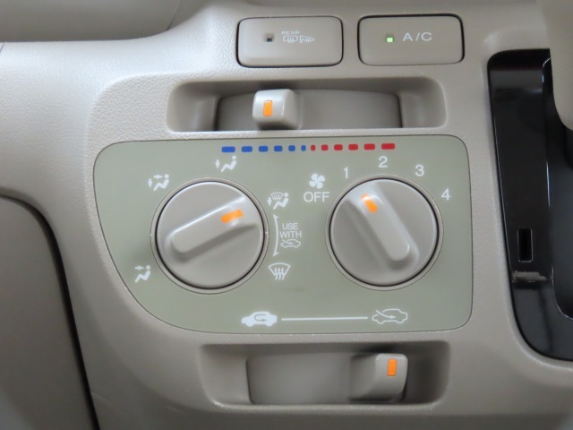 扱いやすいマニュアルエアコン