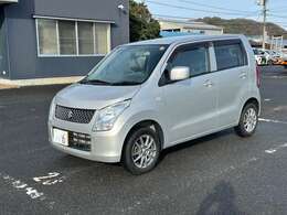 国産普通車や輸入車、軽トラなど様々なクルマを取り扱ってきた実績がございます！注文販売も承っているのでご相談ください(^^)