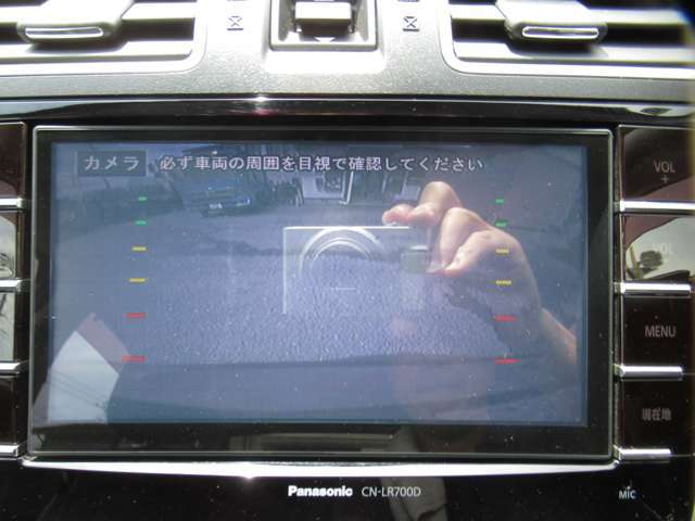 純正パナソニックSDメモリーナビ/CD/DVD/録音機能/SDカード/ブルートゥース/フルセグTV/走行中も視聴可能です。　バックカメラも装備