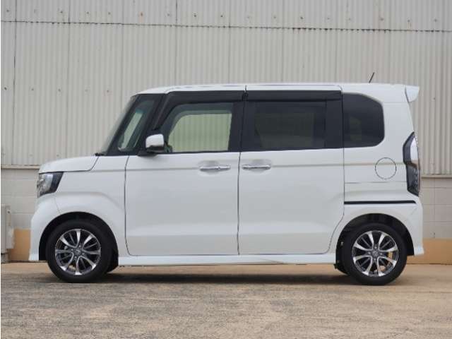 ◆法定整備実施◆Honda認定中古車の整備基準にもとづく整備を実施いたします。法定点検の整備に加え、Honda独自のプラスアルファー点検整備を実施。基準を満たしていない消耗部品を交換いたします。