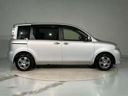 営業時間は、午前10時から午後7時まで【定休日】毎週火曜日　　※不定期の月曜定休日もございます。