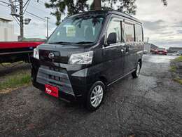 仕入れや登録等で外出する場合がございます。ご来店前にご連絡を頂いた方がスムーズにご案内できますので宜しくお願い致します