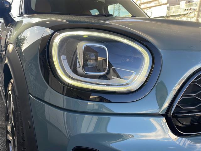 仕入れの際には、しっかりとした目で査定しています。骨格損傷(修復歴)の有無もハッキリ明記致しますので、ご安心下さい。