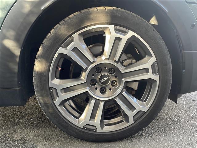 高品質維持の為に在庫期間を過ぎたお車は即オートオークションにて売却されていきます。気になるお車はまずお問い合わせください！