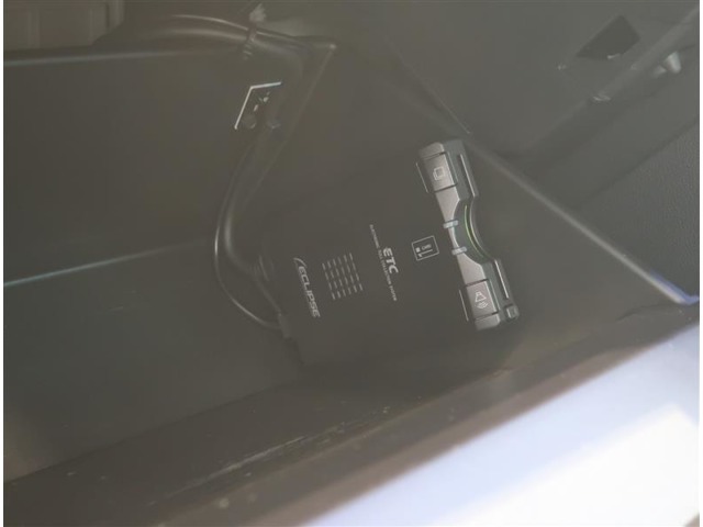 【整備】故障などのトラブルを未然に防ぐ為に、日常の点検整備と消耗品の交換がセットになった、メンテナンスパック（有償）をご用意しています。点検整備が必要なタイミングに当社からご連絡させて頂きます。