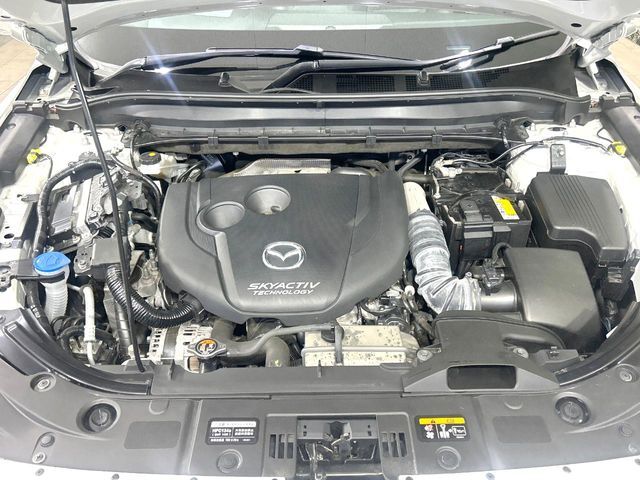 親切・丁寧な専門メカニックスタッフが応対！・車検・点検整備・事故等の修理などアフターサービスも安心。お車のカスタマイズもネクステージのサービススタッフまでご相談ください！