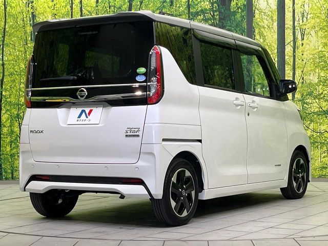 大好評のボディコーティング「弾スプラッシュコート」もご納車までに施工可能。通常のガラスコートと異なる、耐久年数6年の無機質ガラスコーティングが、ボディをキレイな状態に保ってくれます。