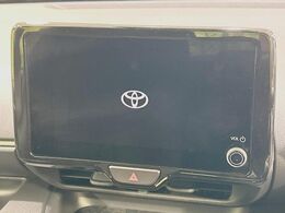 【8インチ　ディスプレイオーディオ】大画面のディスプレイはAppleCarPlayやAndroidAutoが利用可能。大きな画面でスマホナビアプリ等が利用いただけます♪