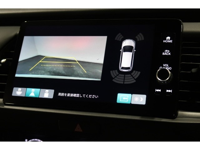 ◆◆バックカメラの画像です。車庫入れの安心感がアップしますね☆