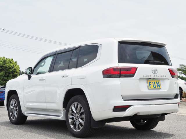 自動車 Muchuudane トヨタ ランドクルーザー300 3.5 ZX 4WD 2023年 1.8万キロ (茨城