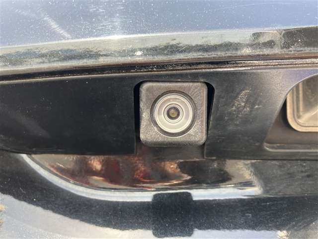 バックカメラ付いています。