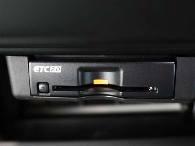 ETC車載器付きです。高速道路の料金所もスムーズに通過できます。