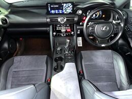 グループ総在庫数約30，000台！！全国の系列店からメーカー・車種問わずご紹介出来るので、あなたにピッタリのお車が見つかるはずです♪まずはお問い合わせ下さい☆