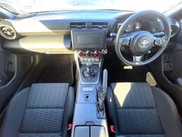 グループ総在庫数約30，000台！！全国の系列店からメーカー・車種問わずご紹介出来るので、あなたにピッタリのお車が見つかるはずです♪まずはお問い合わせ下さい☆