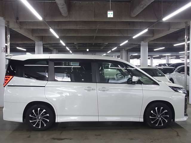 毎日新規物件入庫！3500台の高品質車をぜひとも、ご自身の目で直接ご覧になって、ご実感下さい、自身を持ってお勧めいたします。