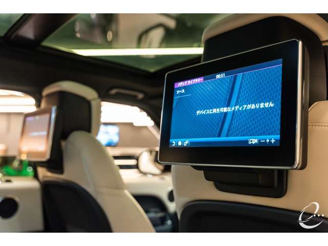 ・10インチリアシートエンターテインメント・・・￥549,000