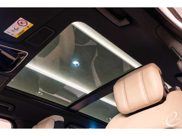 ・スライディングパノラミックルーフ・・・￥277,000