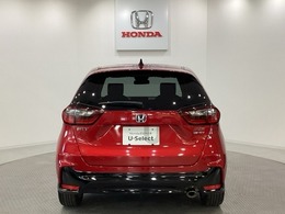 【Honda認定中古車 U-Select】　は3つの安心をお約束します。　1　Hondaのプロが整備した安心。 2　第三者機関がチェックした安心。　3　購入後もHondaが保証する安心。