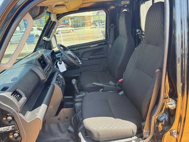 車両詳細など、お気軽にスタッフまでご連絡ください。
