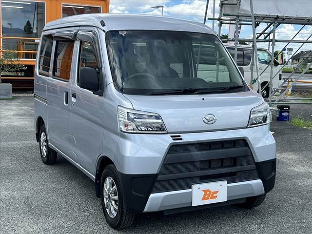 ガラスコーティングなども行っております。プロスタッフによる、施工ですのでご安心してお頼みください。