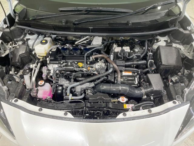 親切・丁寧な専門メカニックスタッフが応対！・車検・点検整備・事故等の修理などアフターサービスも安心。お車のカスタマイズもネクステージのサービススタッフまでご相談ください！