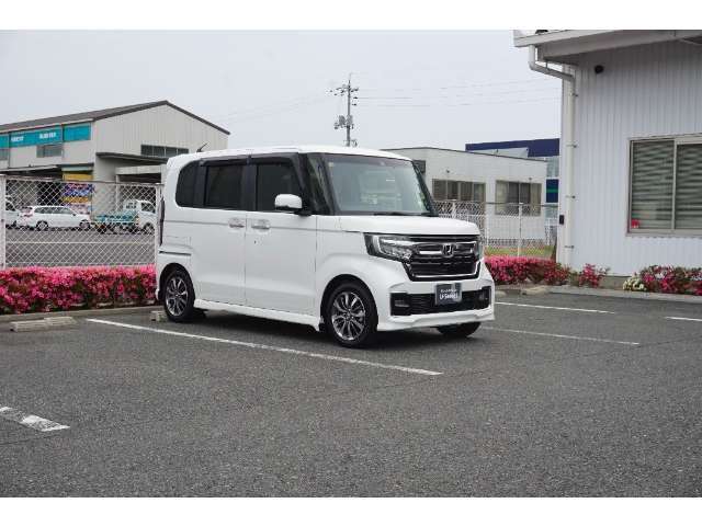 ディーラーの車が高いというイメージをお持ちのお客様、必見ですよ！諸費用が明確で安いので、是非、総額でご検討ください！